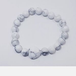 Lumoona Howlite Heart Beaded Stretch Bracelet 6.5"